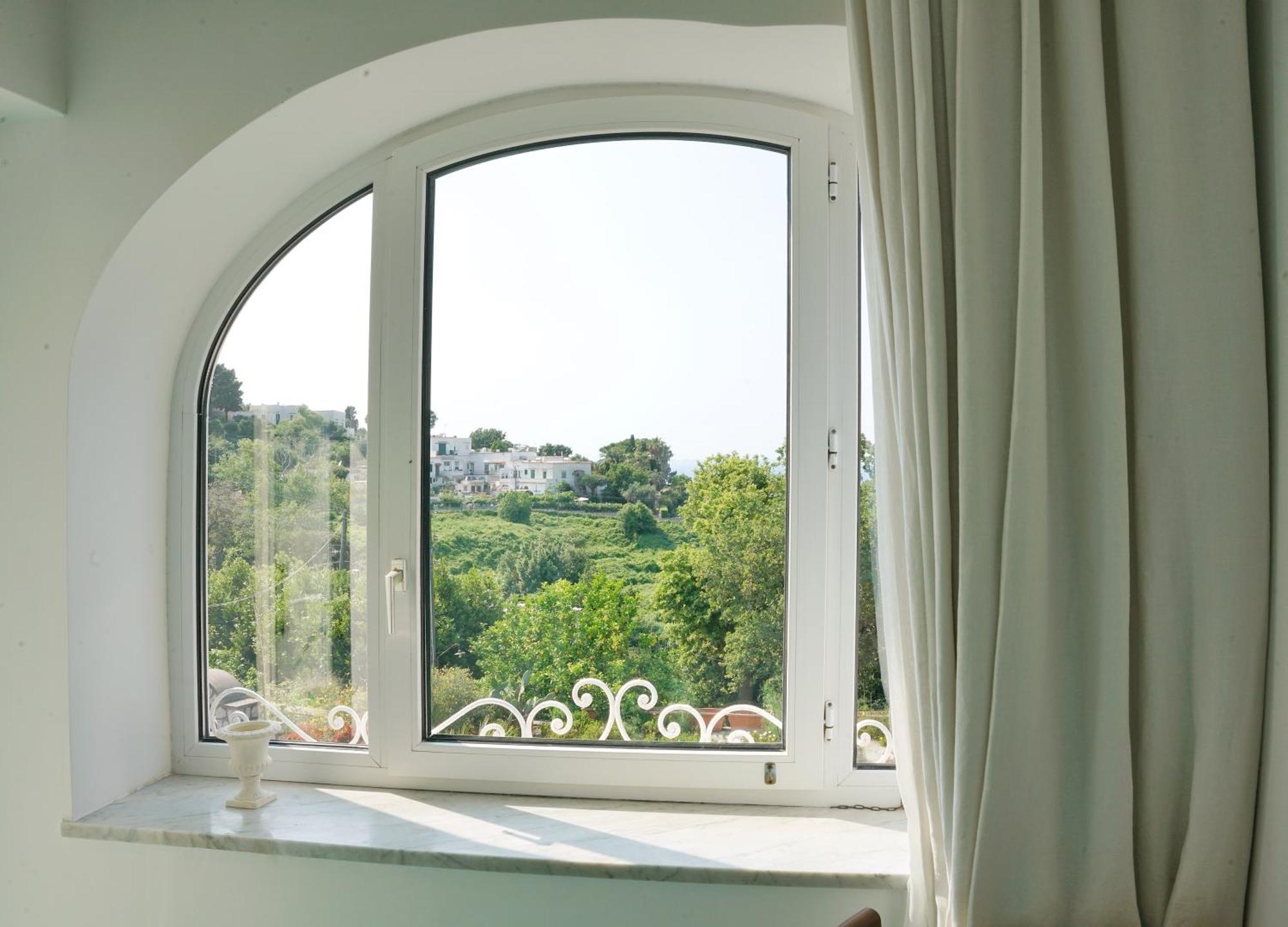 Dimora Storica Villa Pasquale กาปรี ภายนอก รูปภาพ