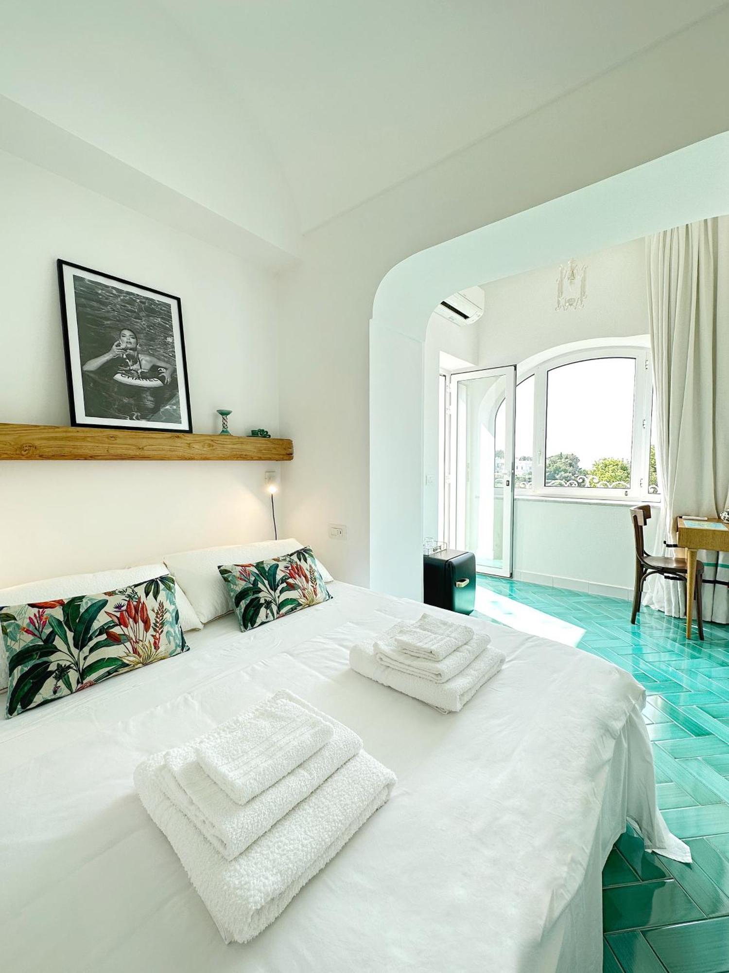 Dimora Storica Villa Pasquale กาปรี ภายนอก รูปภาพ